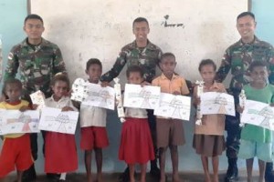Satgas Yonif 411 Kostrad Gelar Lomba Mewarnai 